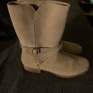 Kookaburra by UGG boots